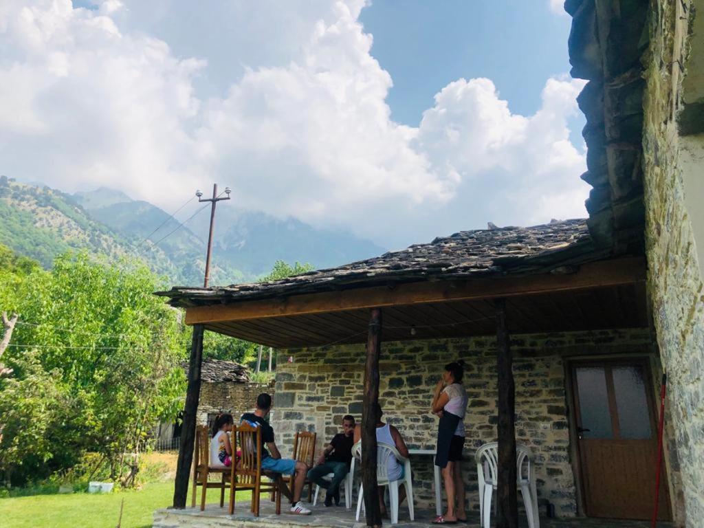 Guest House Qafe Dardha - Tomorr National Park Qafe Dardhe Exterior photo